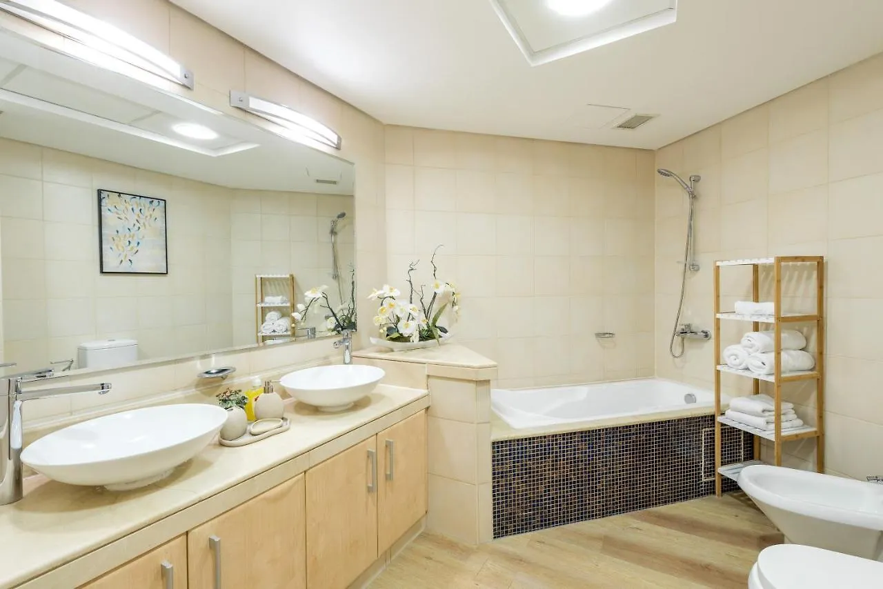 Shoreline - Beachfront Luxury Palm Jumeirah - Free 5* Beach Resorts Access Dubai 0*,