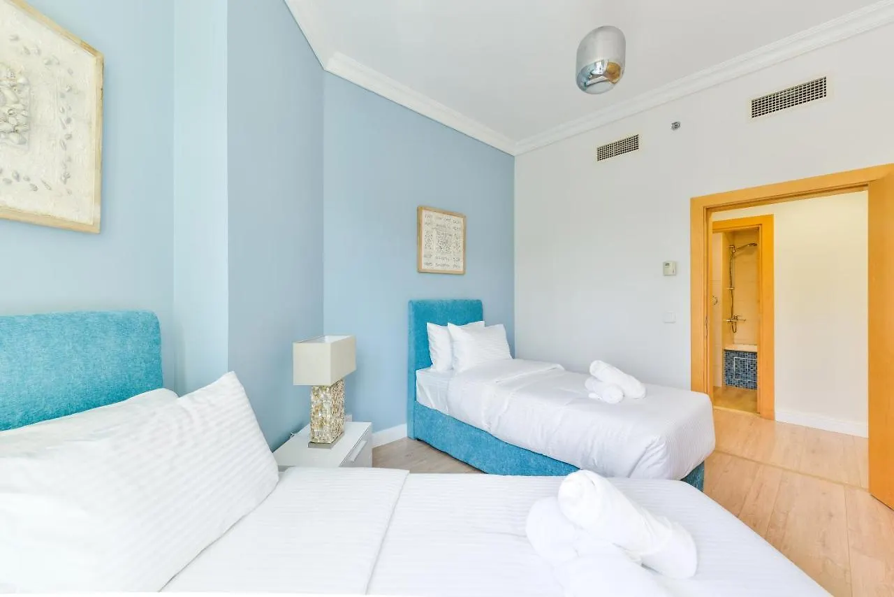 Shoreline - Beachfront Luxury Palm Jumeirah - Free 5* Beach Resorts Access Dubai 0*,  United Arab Emirates
